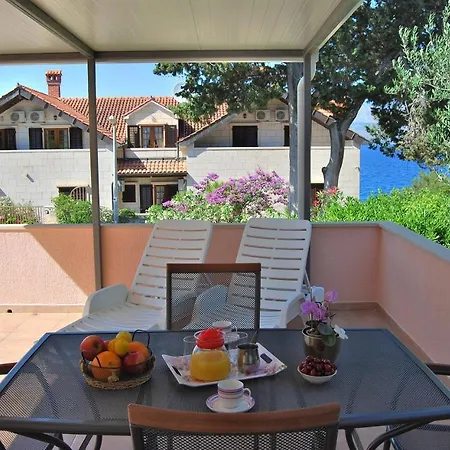 Apartament Lili *